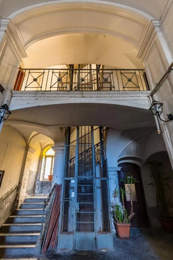 Porta Nolana Apartment By Wonderful Italy Naples